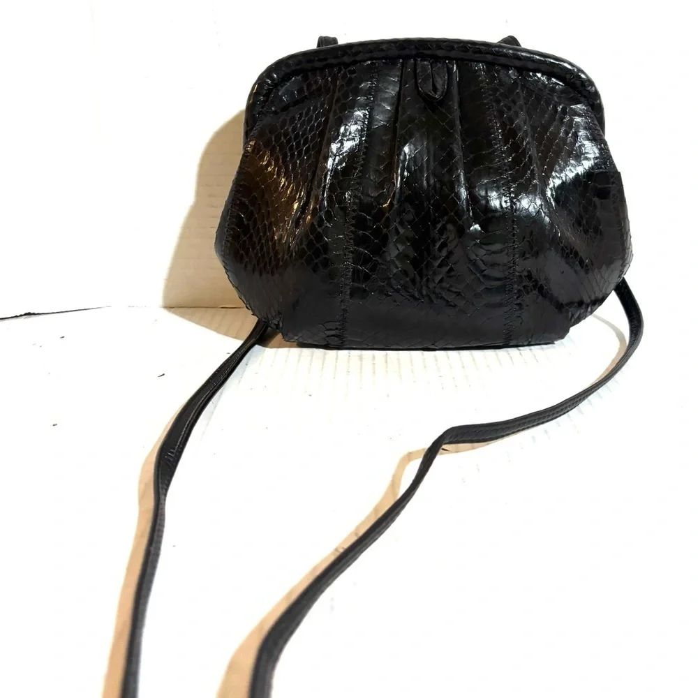 Andie vintage snakeskin leather crossbody Elegant Black Women's Bag